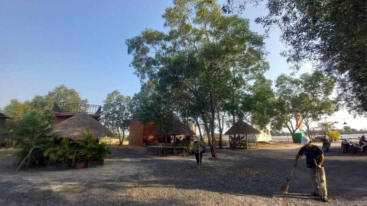 La Plage De Kampot By Lee & Hap Guest House Zewnętrze zdjęcie